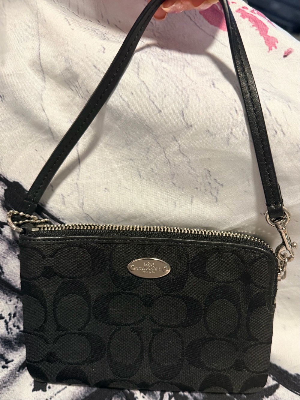 Coach Black Signature Canvas Wristlet W45